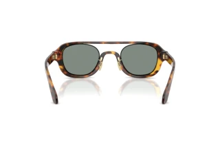 Bagside Giorgio Armani AR8247 (6331/1)