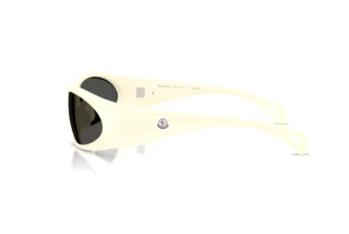 Sidevisning Moncler ME8021 (504887)