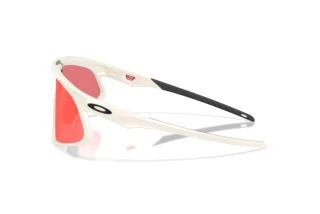 Sidevisning Oakley RSLV 141 (OO9524D - 952405)